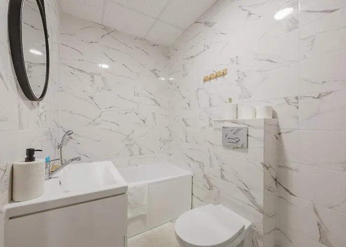 Winogrady Nature Escape By Bookinghost * Познань